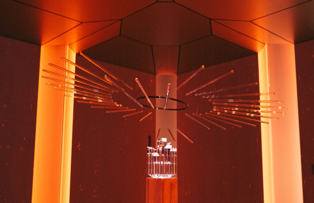 perfume-sculpture-of-the-invisible