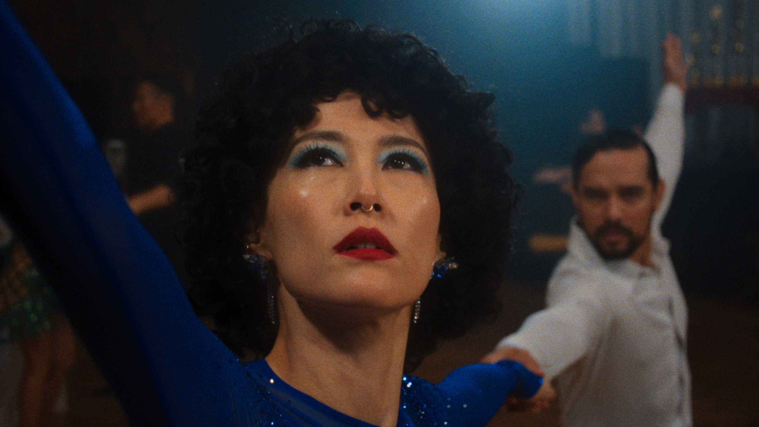 Rinko Kikuchi in Ha-chan Shake Your Body.