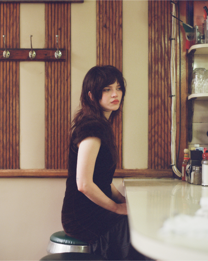 film-sophie-thatcher-her-private-hell-interview Actress Sophie Thatcher at a New York diner